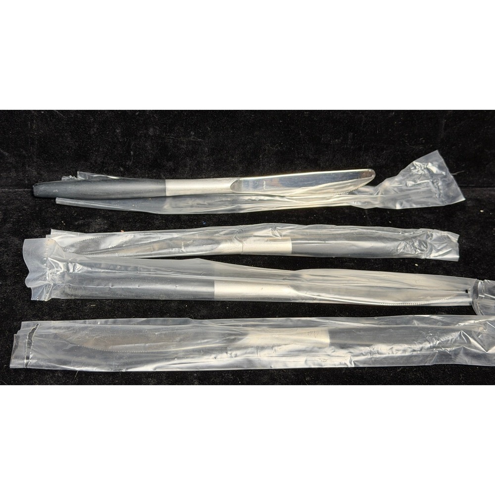 Kingston Stainless Steel Butter Knives Set of 4, Black Tapered Handle Japan, NEW